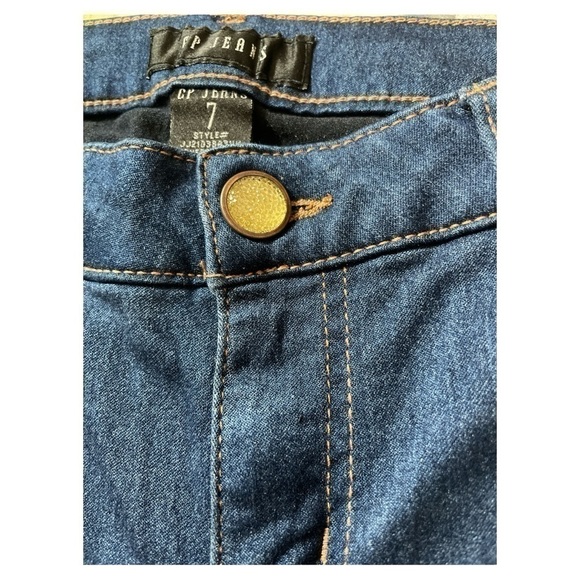 Cp Dark Wash Skinny Jeans - Picture 5 of 7